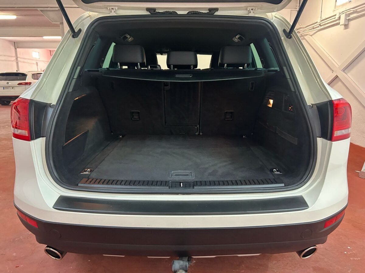 VOLKSWAGEN Touareg 3.0 V6 TDI 245 Tip Premium Bmotion Tech