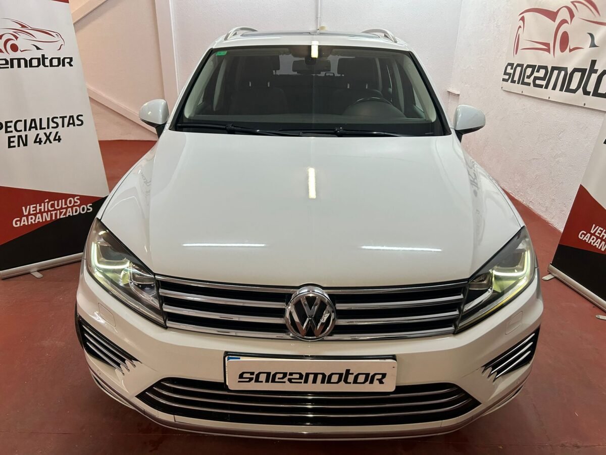 VOLKSWAGEN Touareg 3.0TDI V6 BMT R-Line 150kW Tiptronic