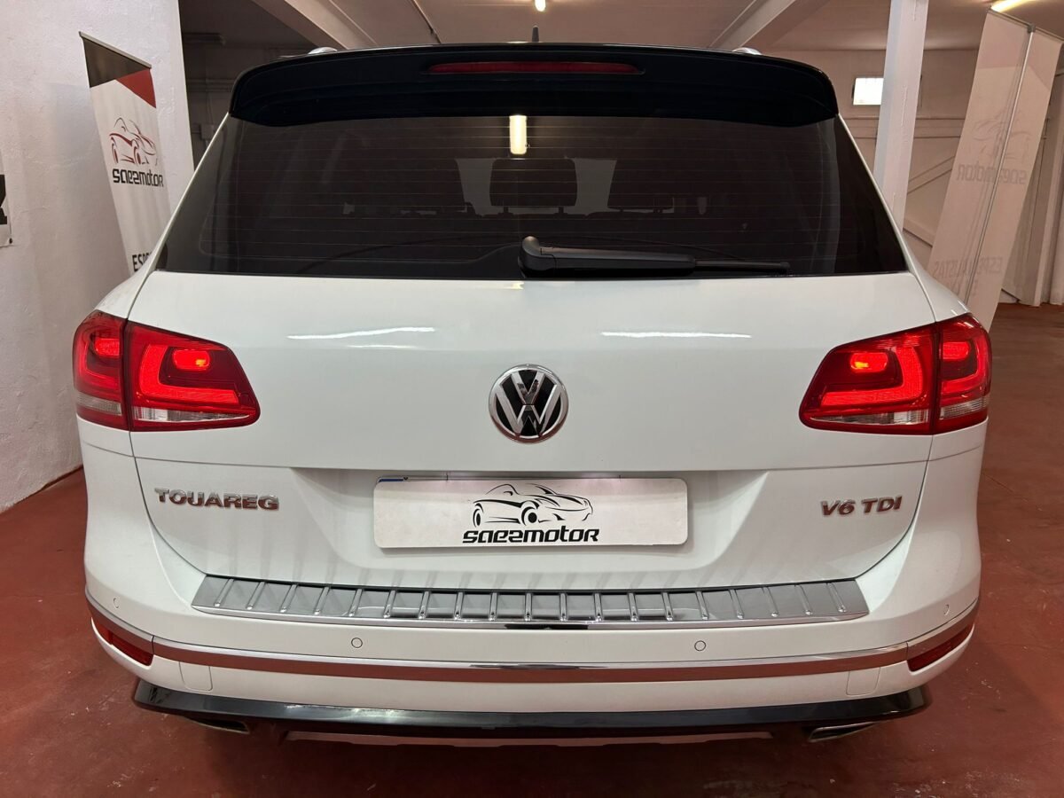 VOLKSWAGEN Touareg 3.0TDI V6 BMT R-Line 150kW Tiptronic