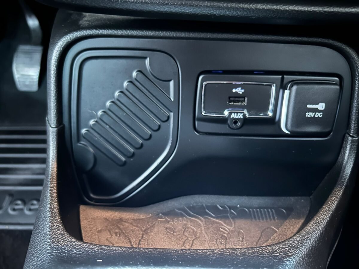JEEP RENEGADE 1.6 ETORQ Sport FWD E6