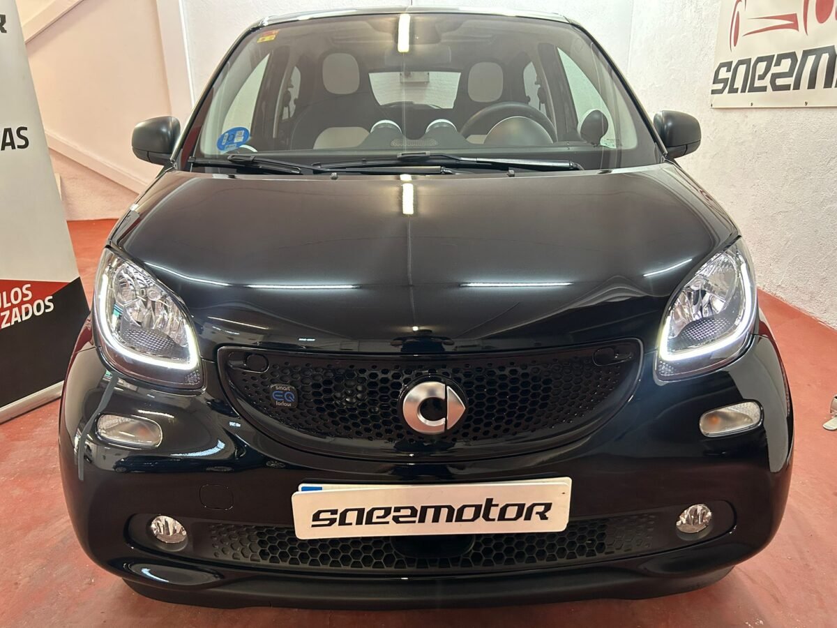 SMART FORFOUR EQ Passion