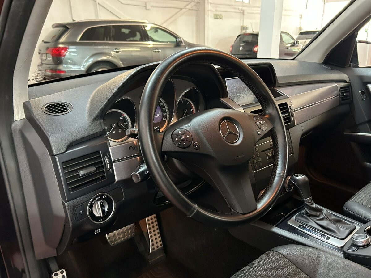 MERCEDES-BENZ GLK 220CDI 4M