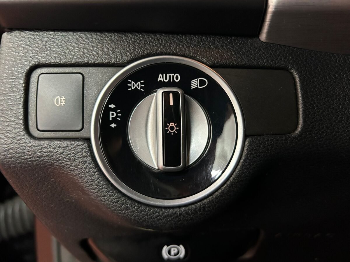 MERCEDES-BENZ GLK 220CDI 4M