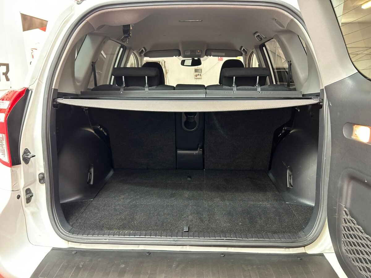 TOYOTA RAV 4 EXECUTIVE 4X4