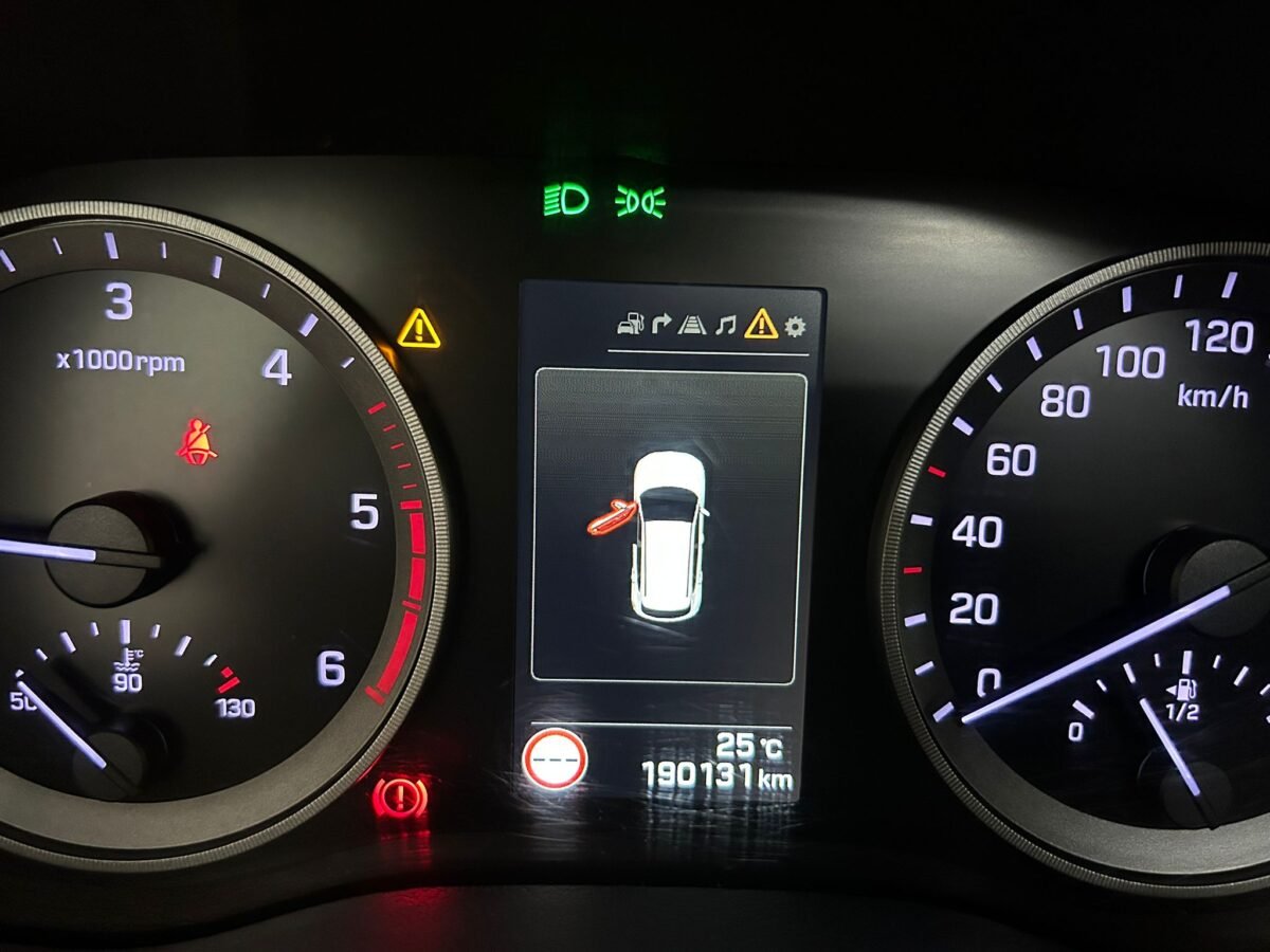 HYUNDAI TUCSON 17CRDI TECNO 