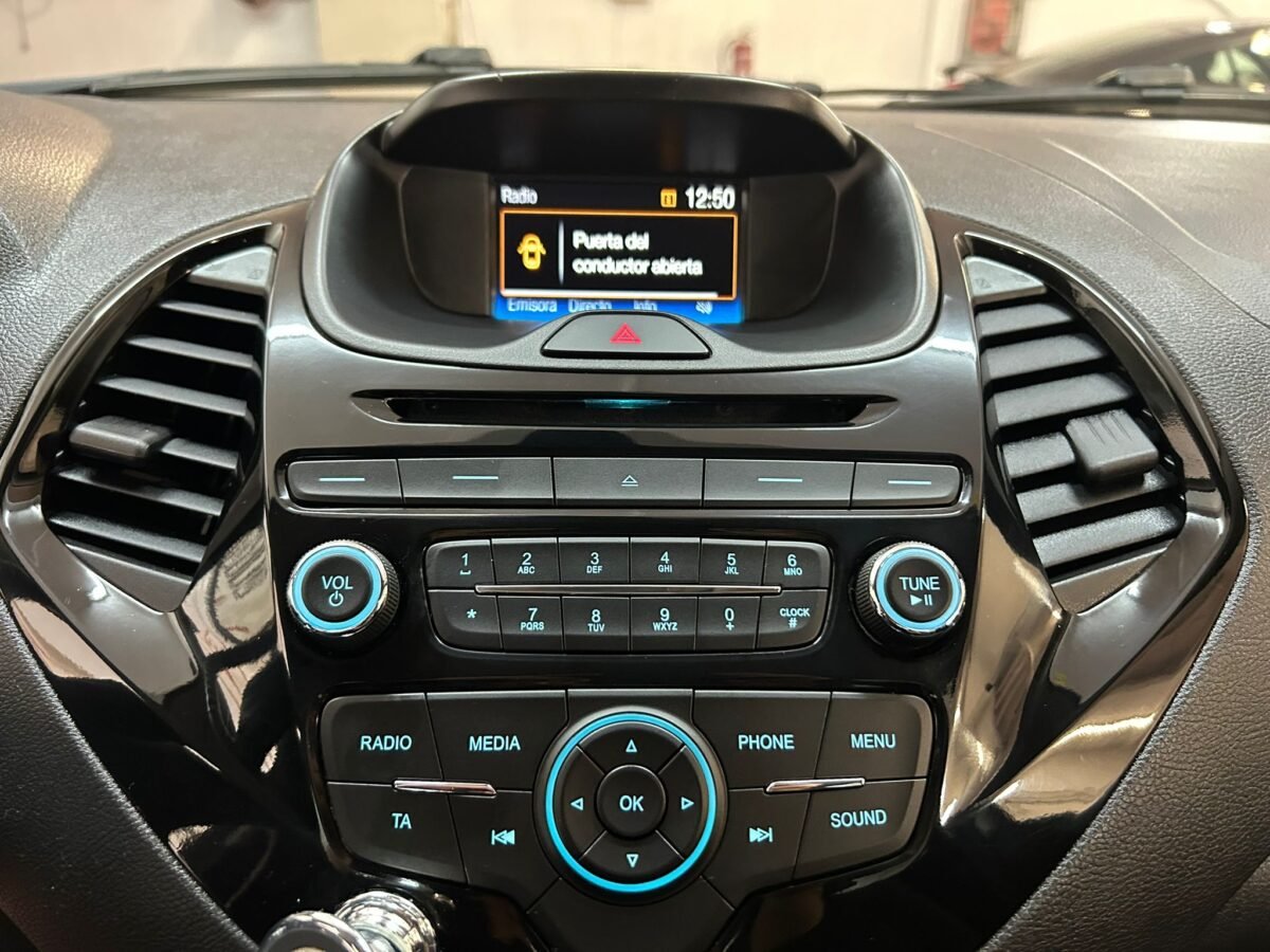 FORD KA+ 1.19 Ti-VCT White & Black Edition