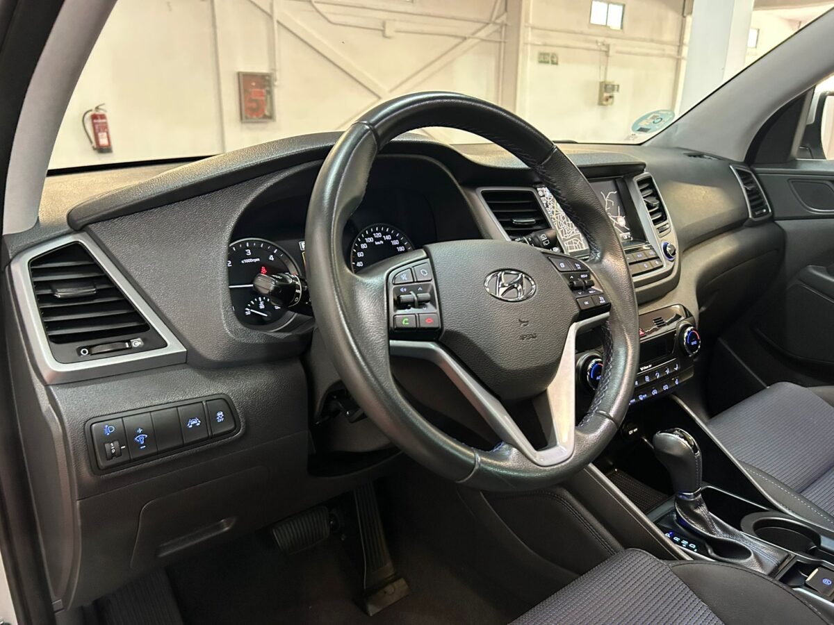 HYUNDAI TUCSON 1.7CRDI TECNO AUT