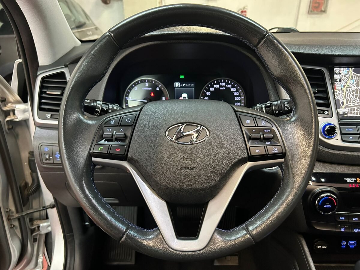 HYUNDAI TUCSON 1.7CRDI TECNO AUT