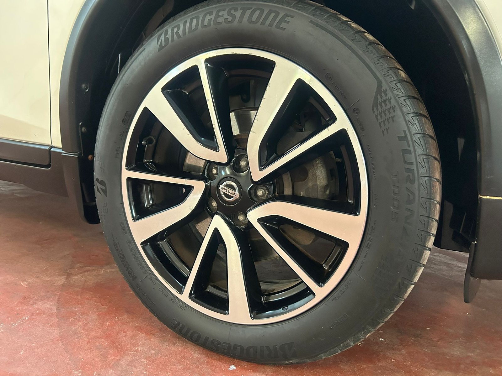 NISSAN X-TRAIL 2.0dci teckno 4x4