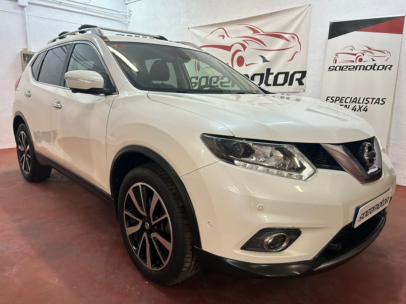 NISSAN X-TRAIL 2.0dci teckno 4x4
