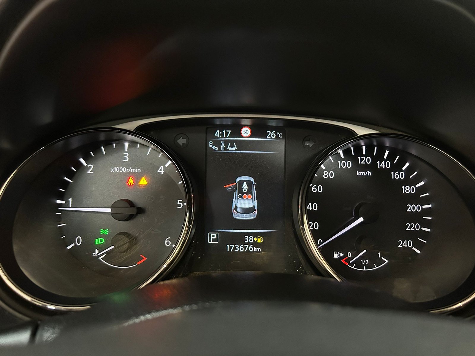 NISSAN X-TRAIL 2.0dci teckno 4x4