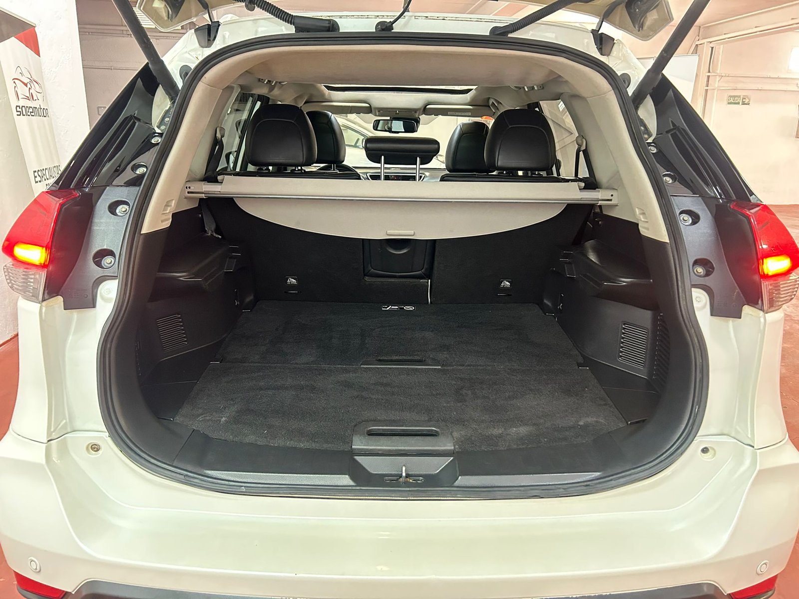 NISSAN X-TRAIL 2.0dci teckno 4x4