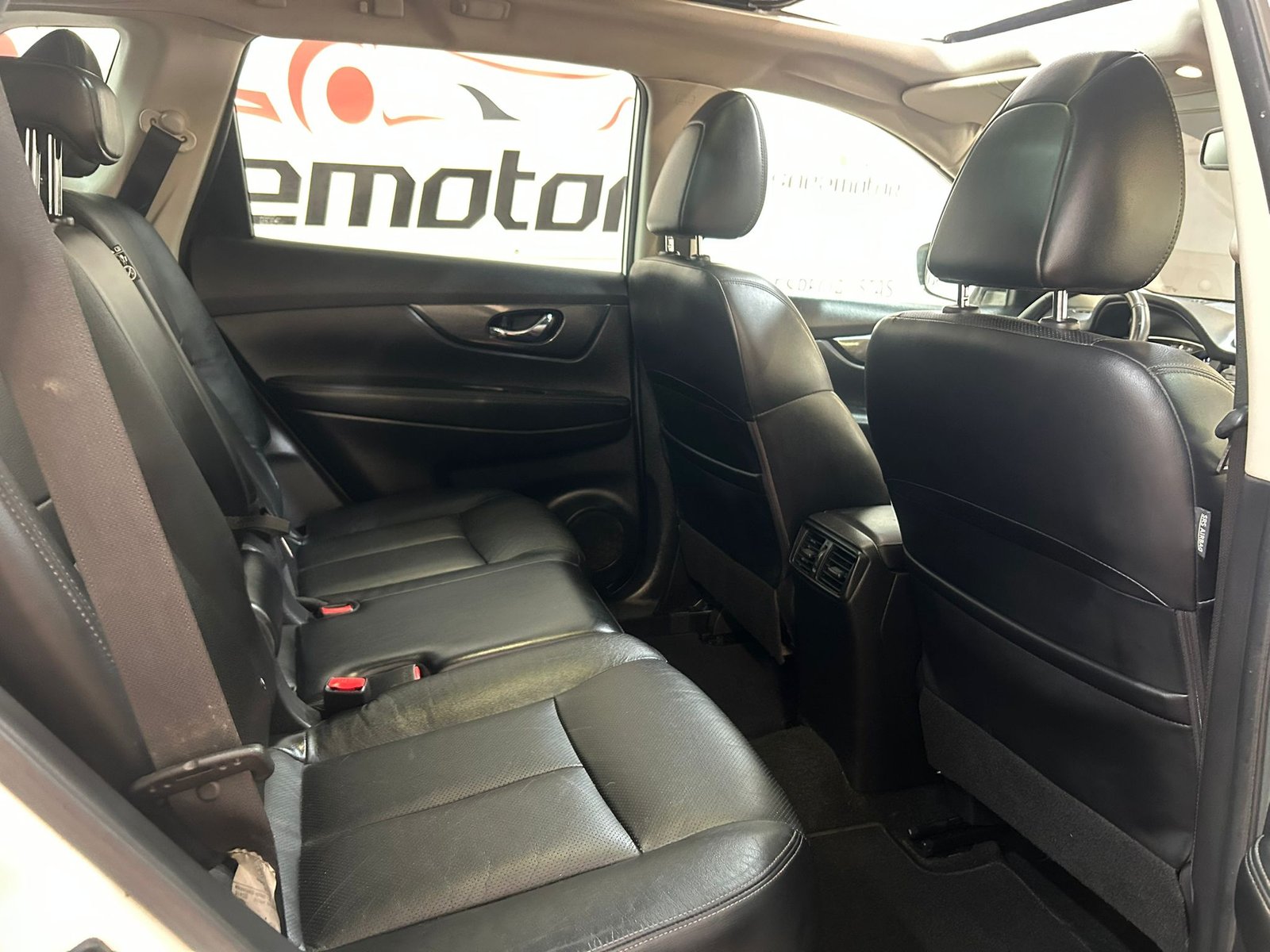 NISSAN X-TRAIL 2.0dci teckno 4x4