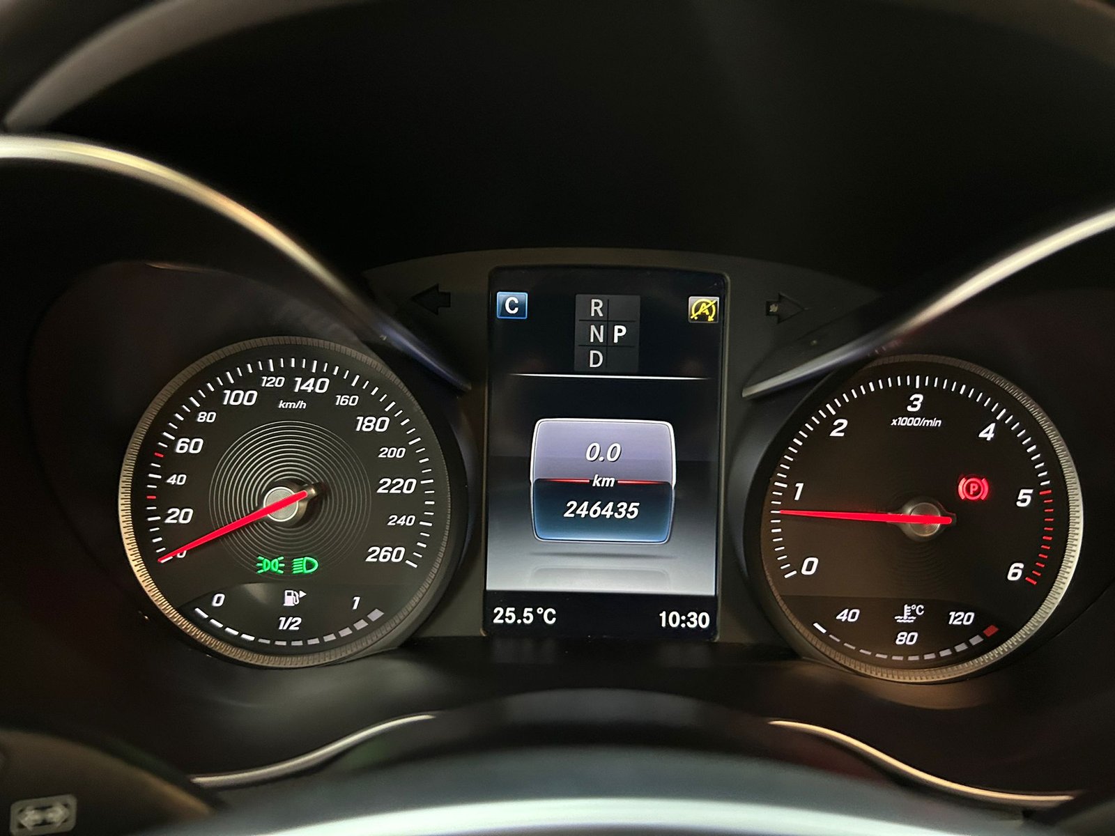 MERCEDES-BENZ CLASE C 220 CDI COUPE AMG