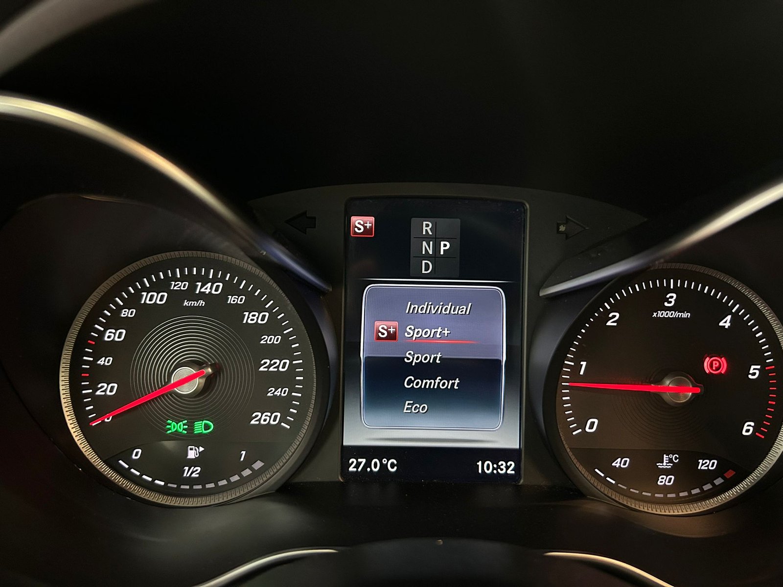MERCEDES-BENZ CLASE C 220 CDI COUPE AMG