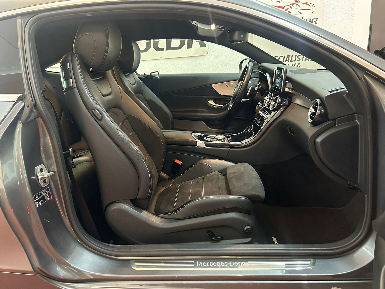 MERCEDES-BENZ CLASE C 220 CDI COUPE AMG