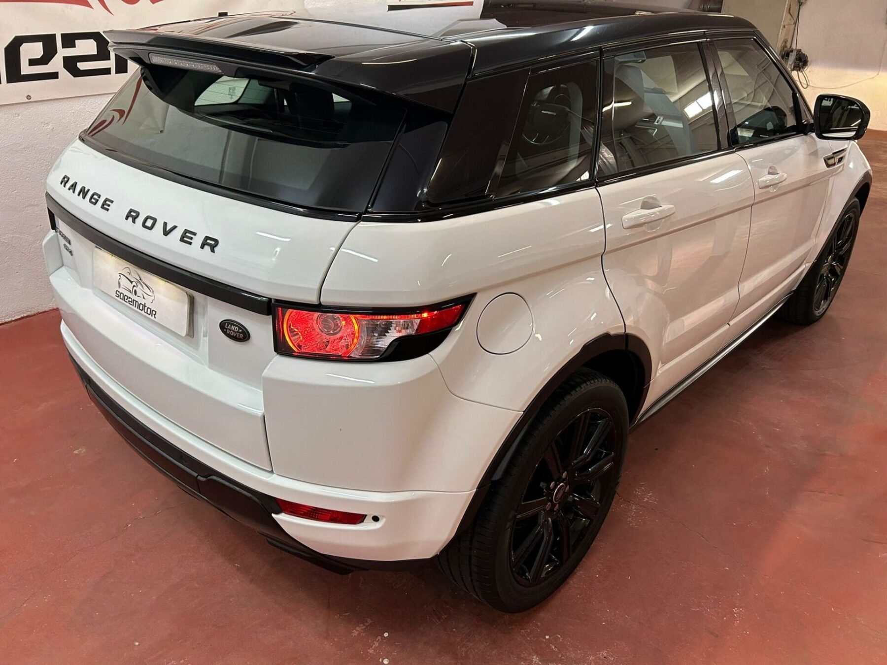 LAND-ROVER Range Rover EVOQUE DYNAMIC 4X4