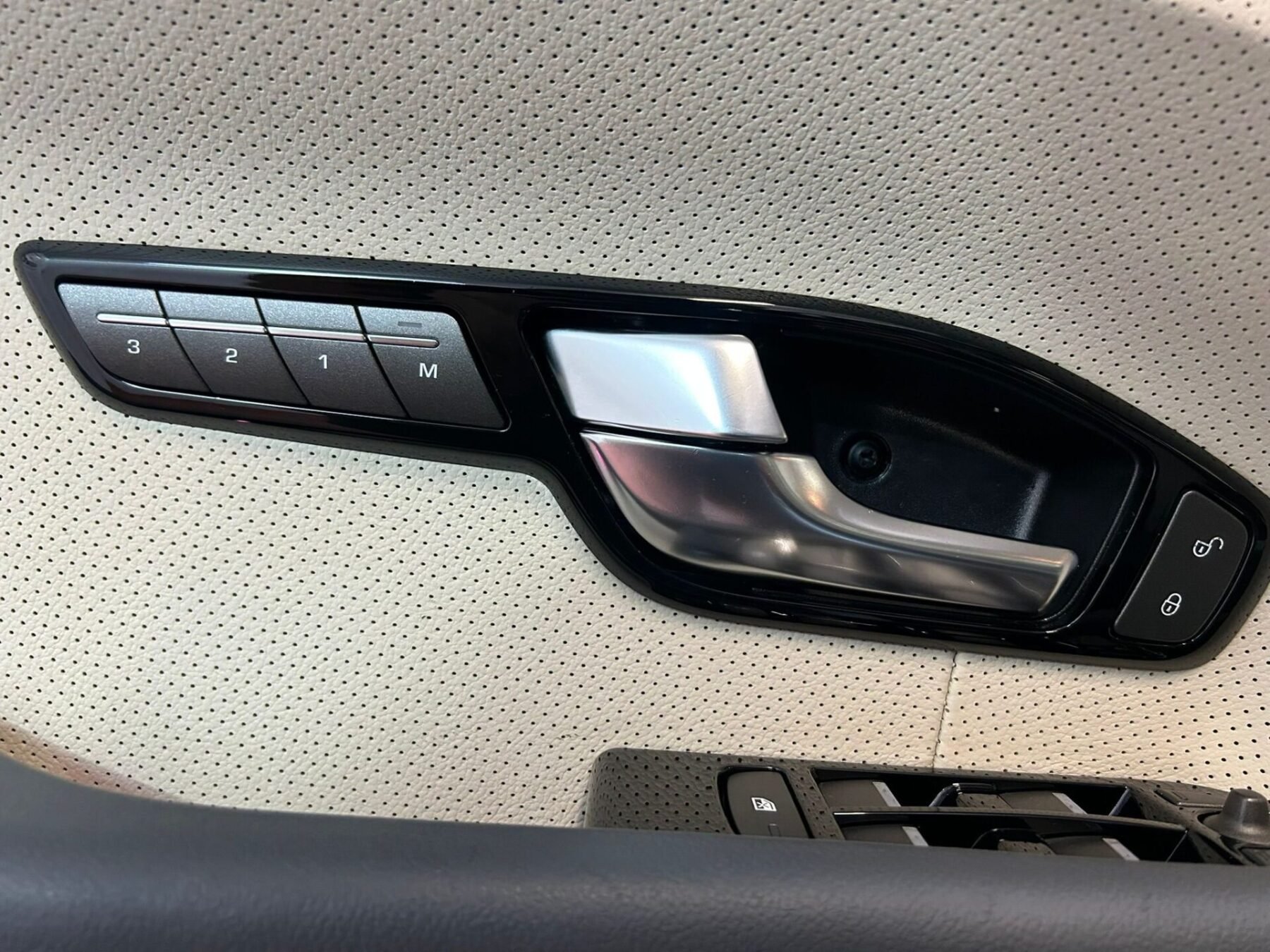 LAND-ROVER Range Rover EVOQUE DYNAMIC 4X4