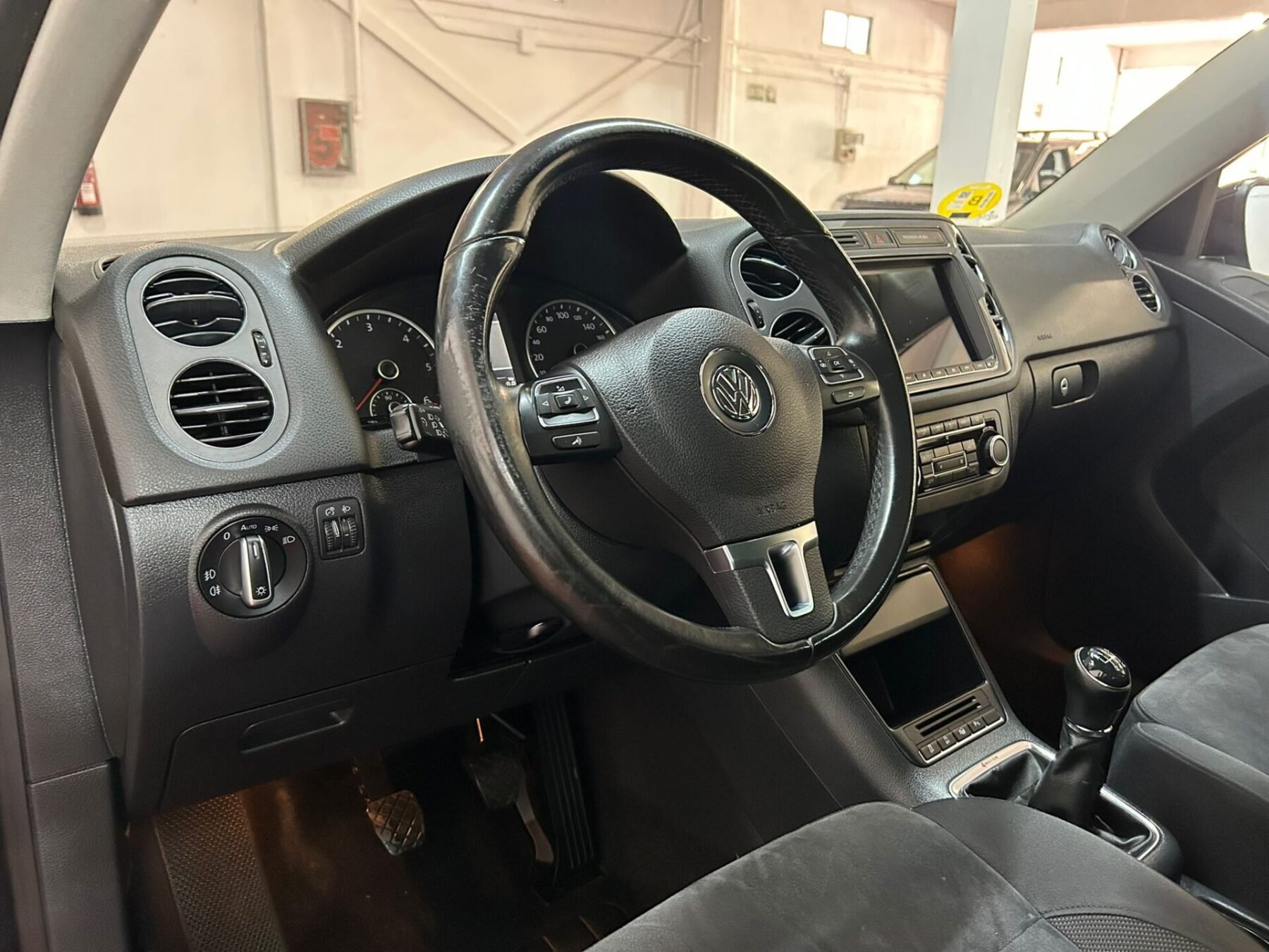 VOLKSWAGEN TIGUAN 2.0TDI SPORT 4M
