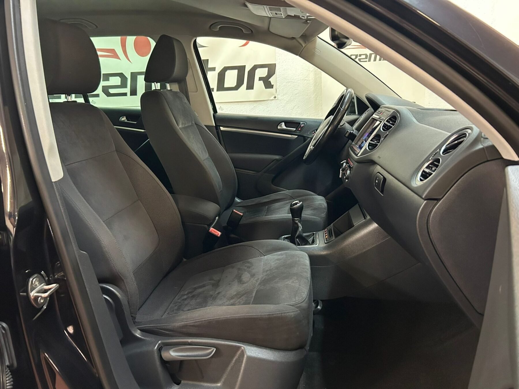 VOLKSWAGEN TIGUAN 2.0TDI SPORT 4M