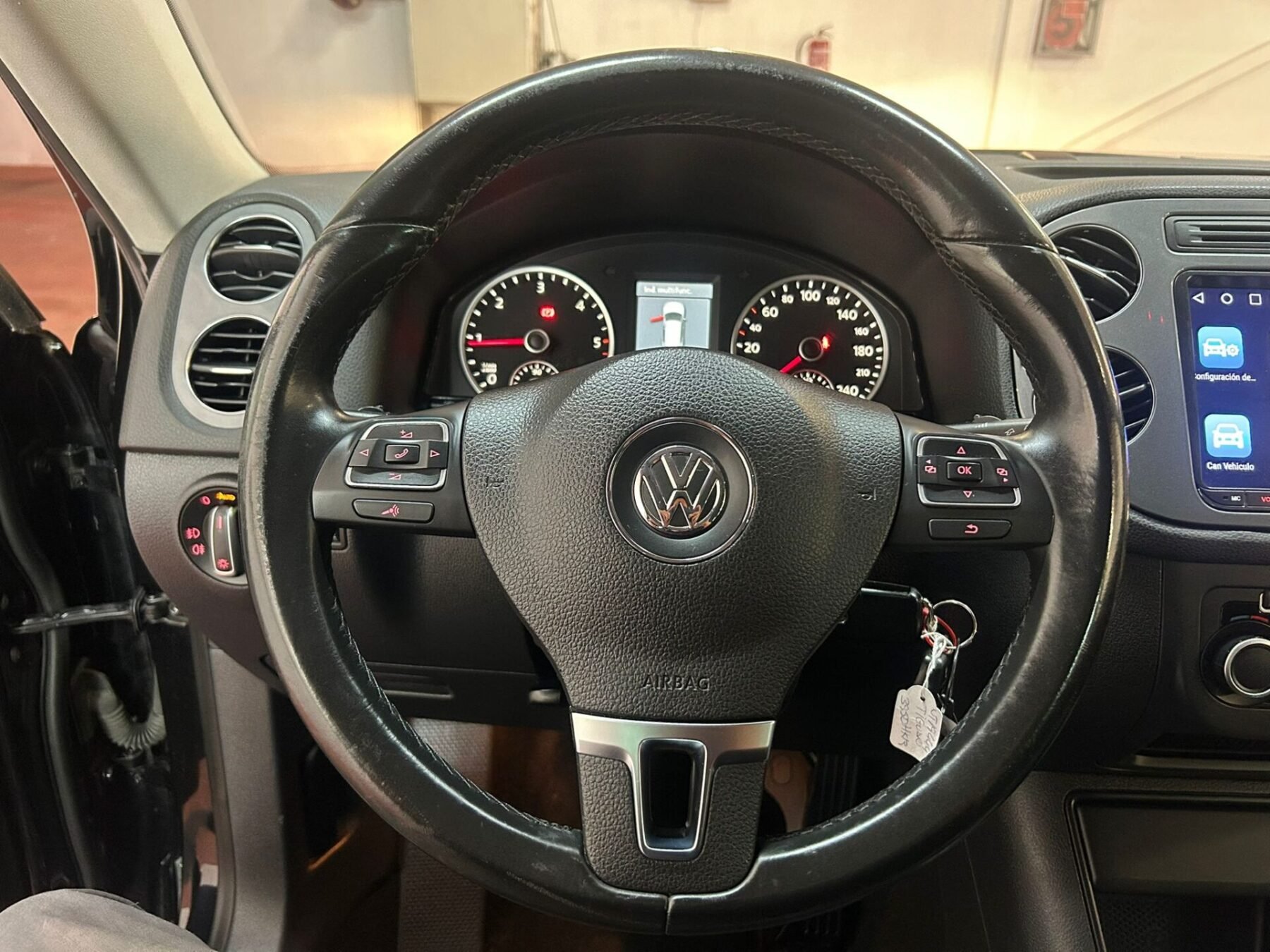 VOLKSWAGEN TIGUAN 2.0TDI SPORT 4M