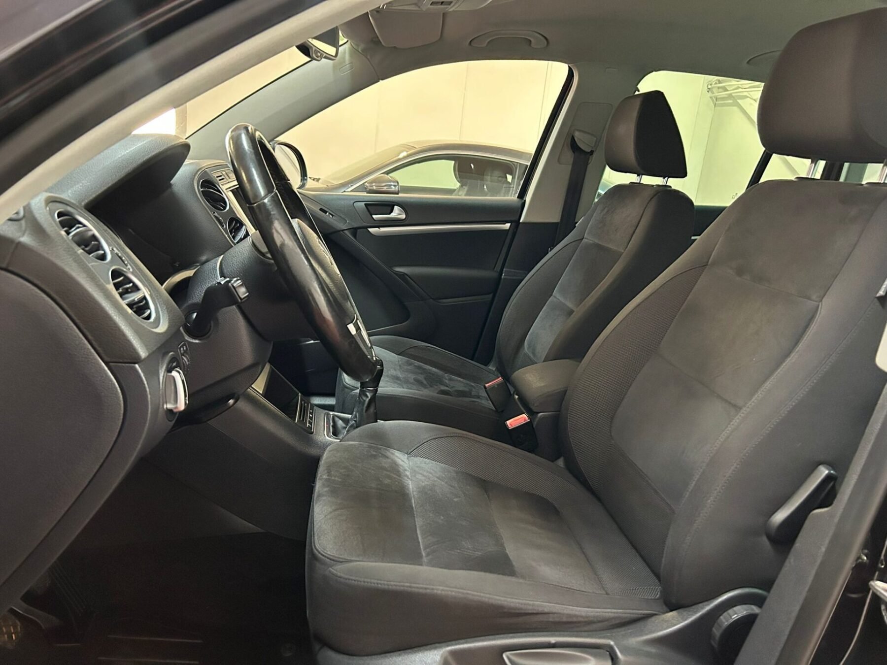 VOLKSWAGEN TIGUAN 2.0TDI SPORT 4M