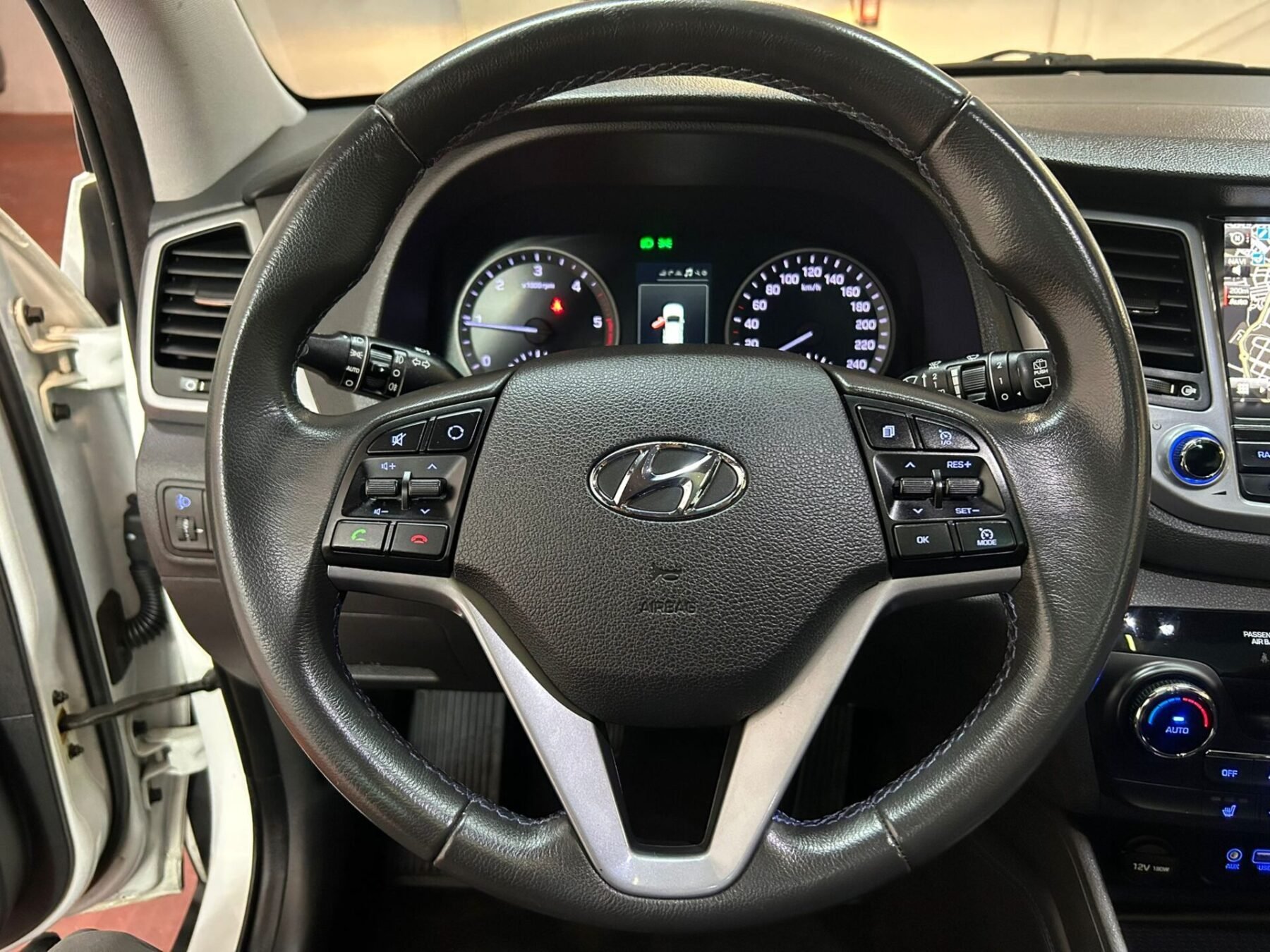HYUNDAI TUCSON 2.0crdi style 