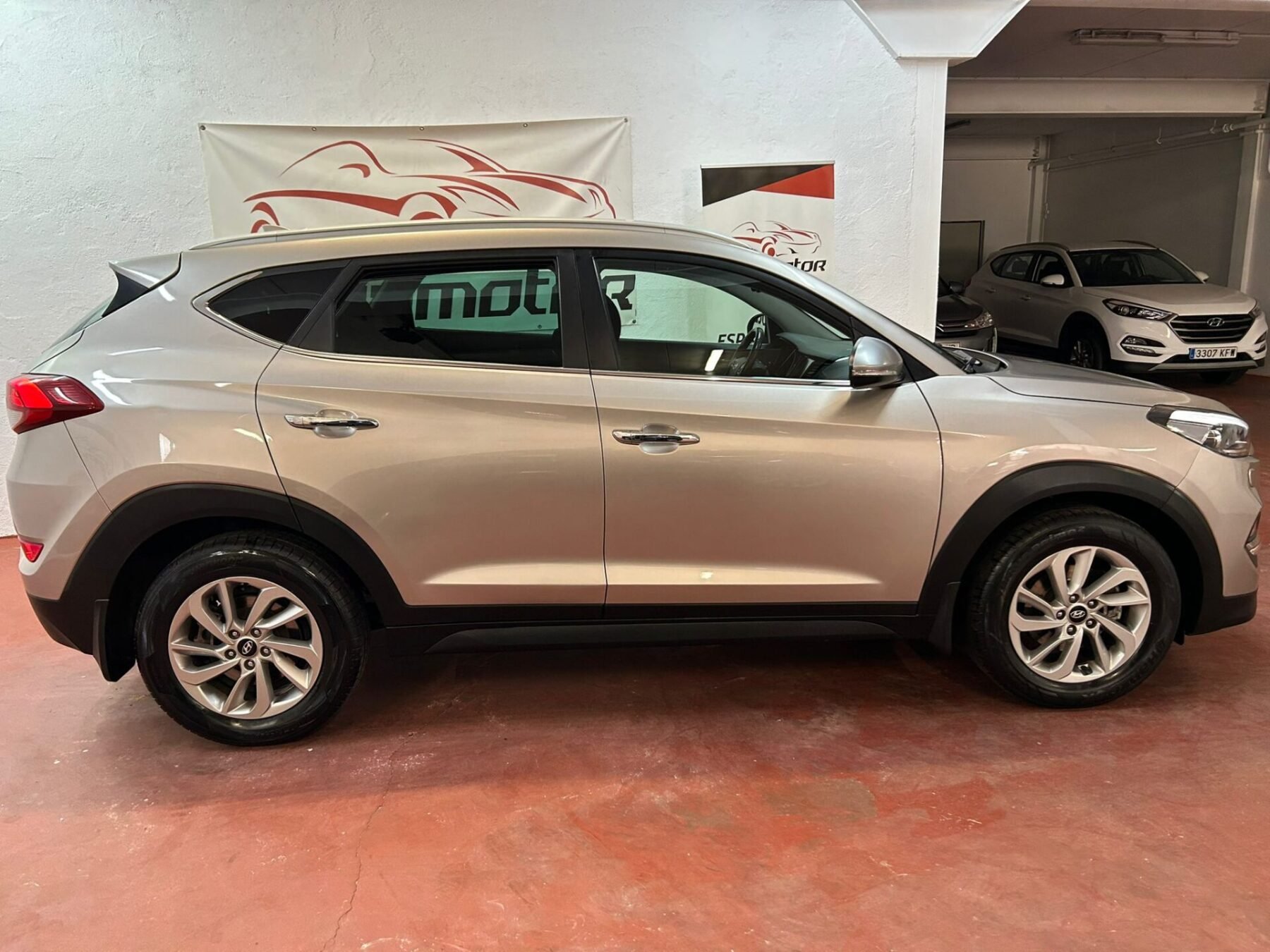 HYUNDAI TUCSON 1.6TGDI KOSMO