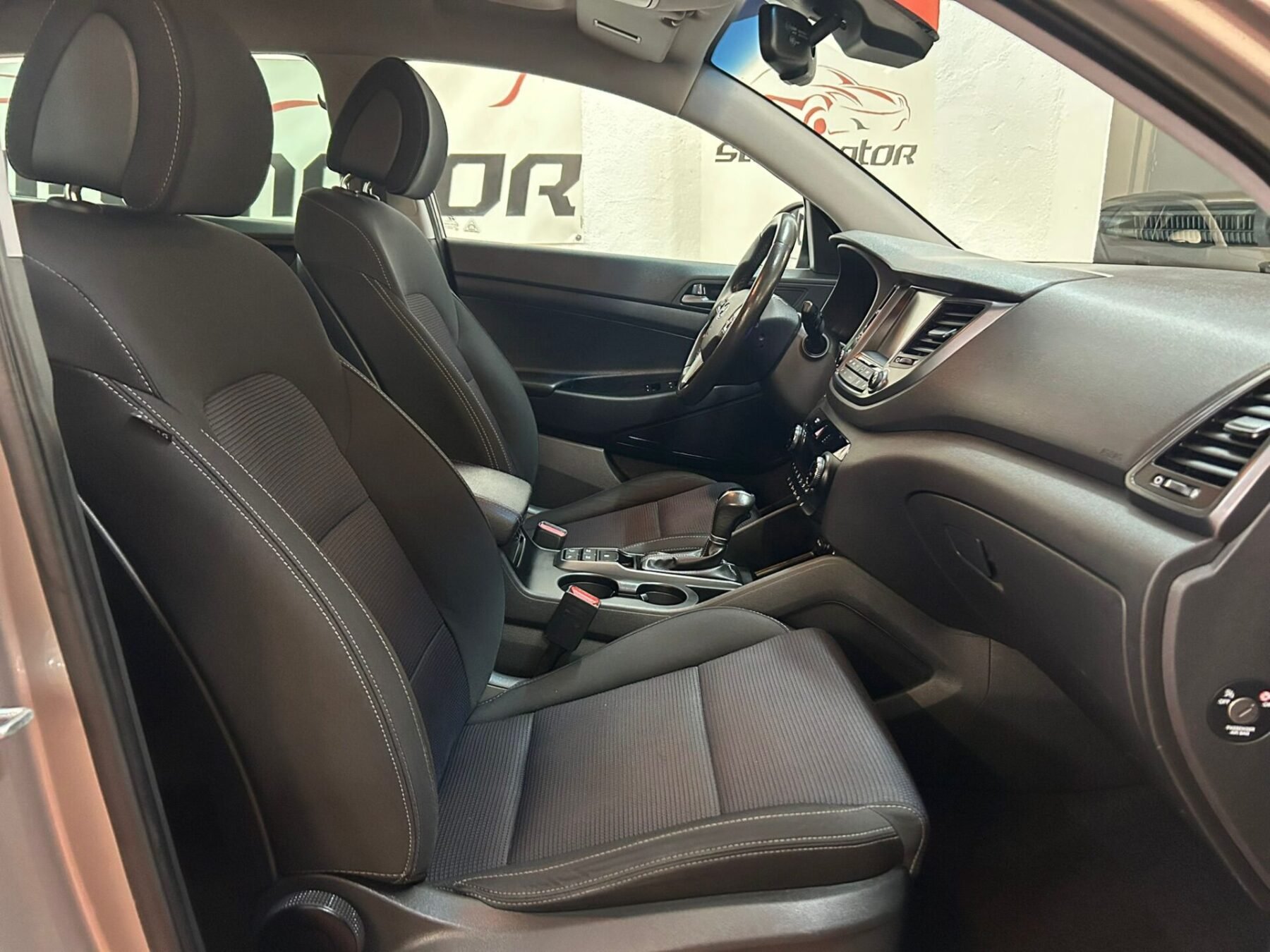 HYUNDAI TUCSON 1.6TGDI KOSMO