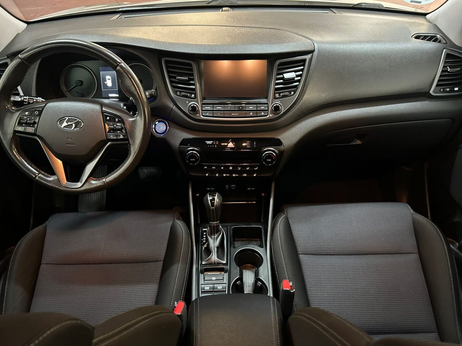 HYUNDAI TUCSON 1.6TGDI KOSMO