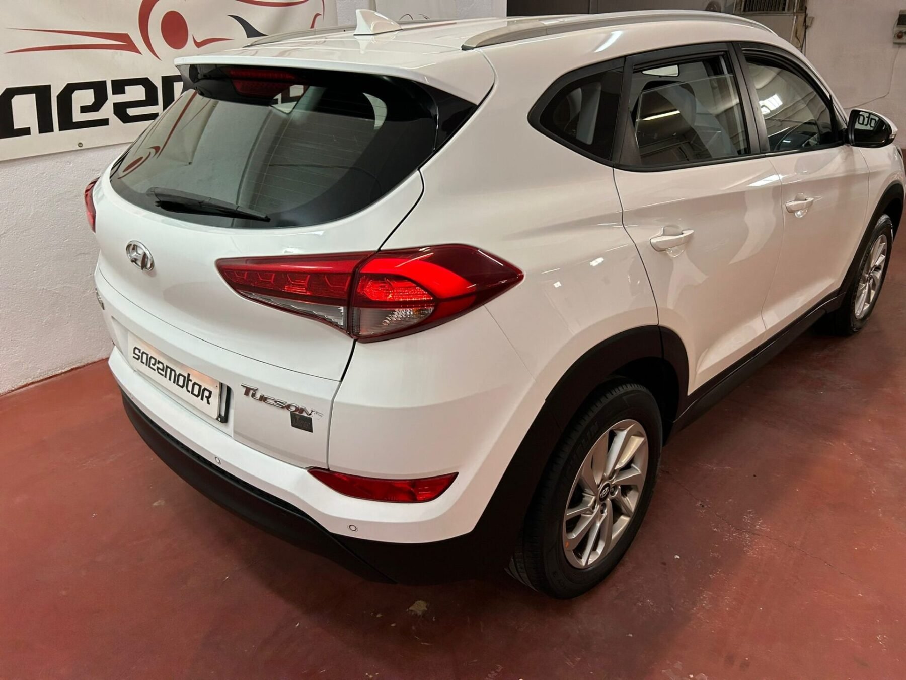 HYUNDAI TUCSON 1.6GDI