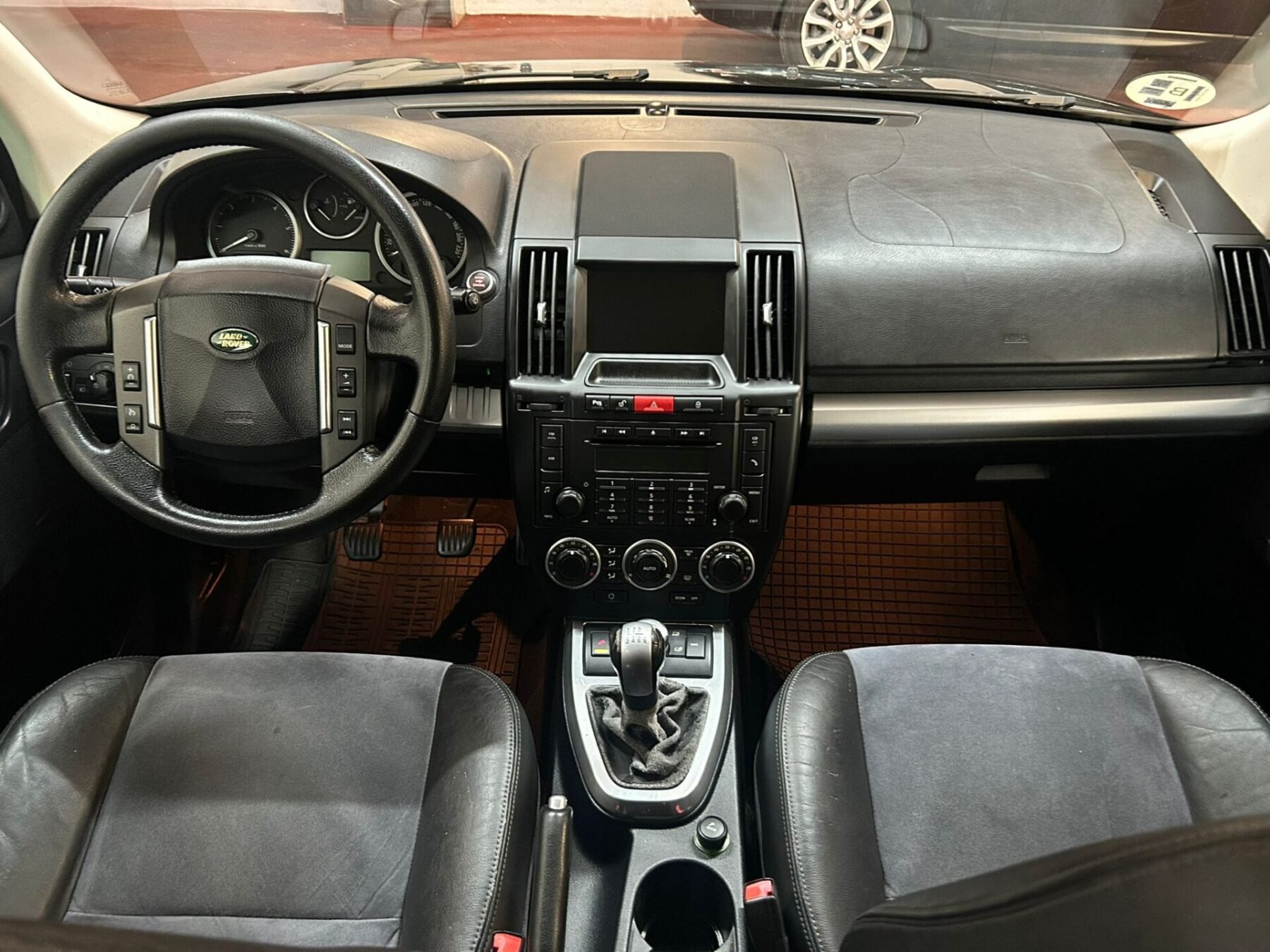 LAND-ROVER FREELANDER II 2.2 HSE