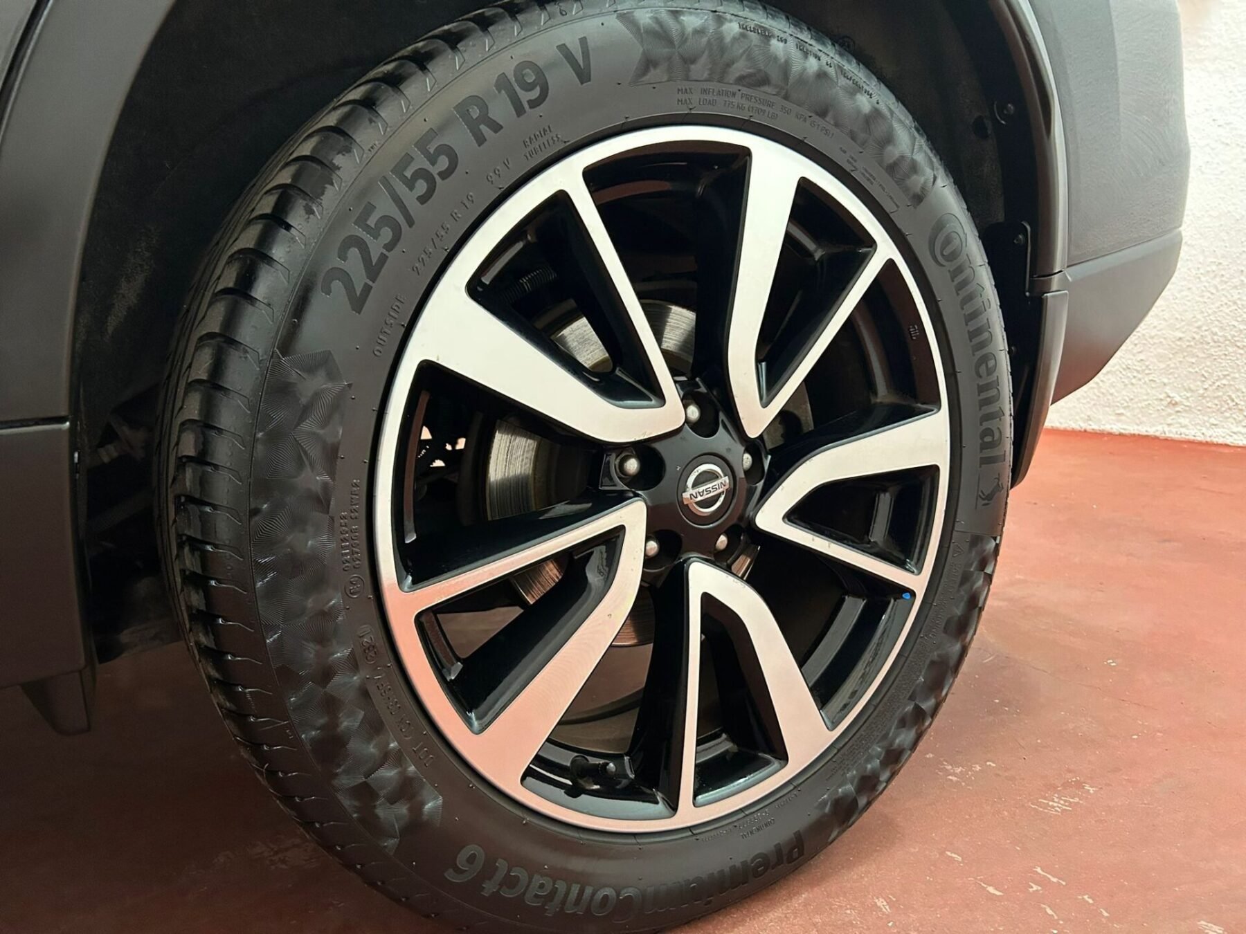 NISSAN X-TRAIL 2.0 TEKNA 4X4