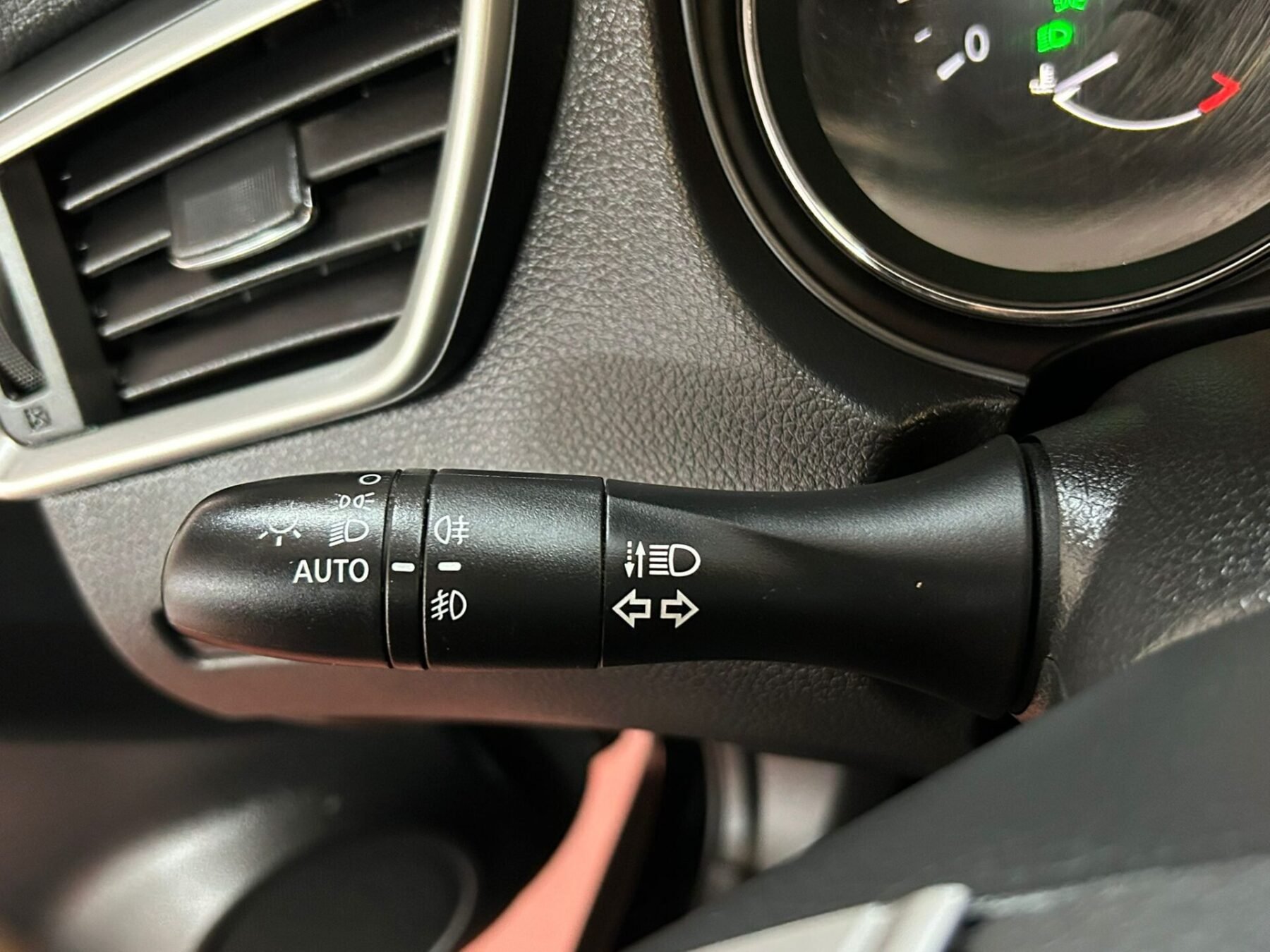 NISSAN X-TRAIL 2.0 TEKNA 4X4