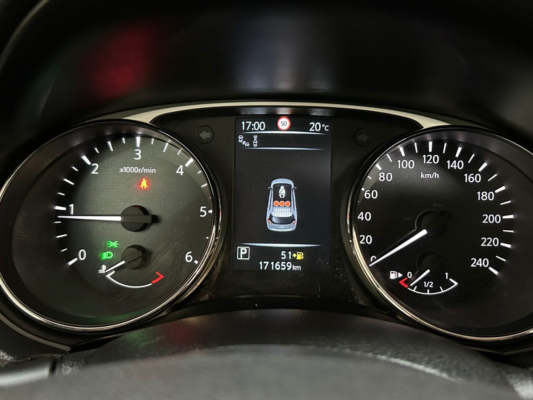 NISSAN X-TRAIL 2.0 TEKNA 4X4