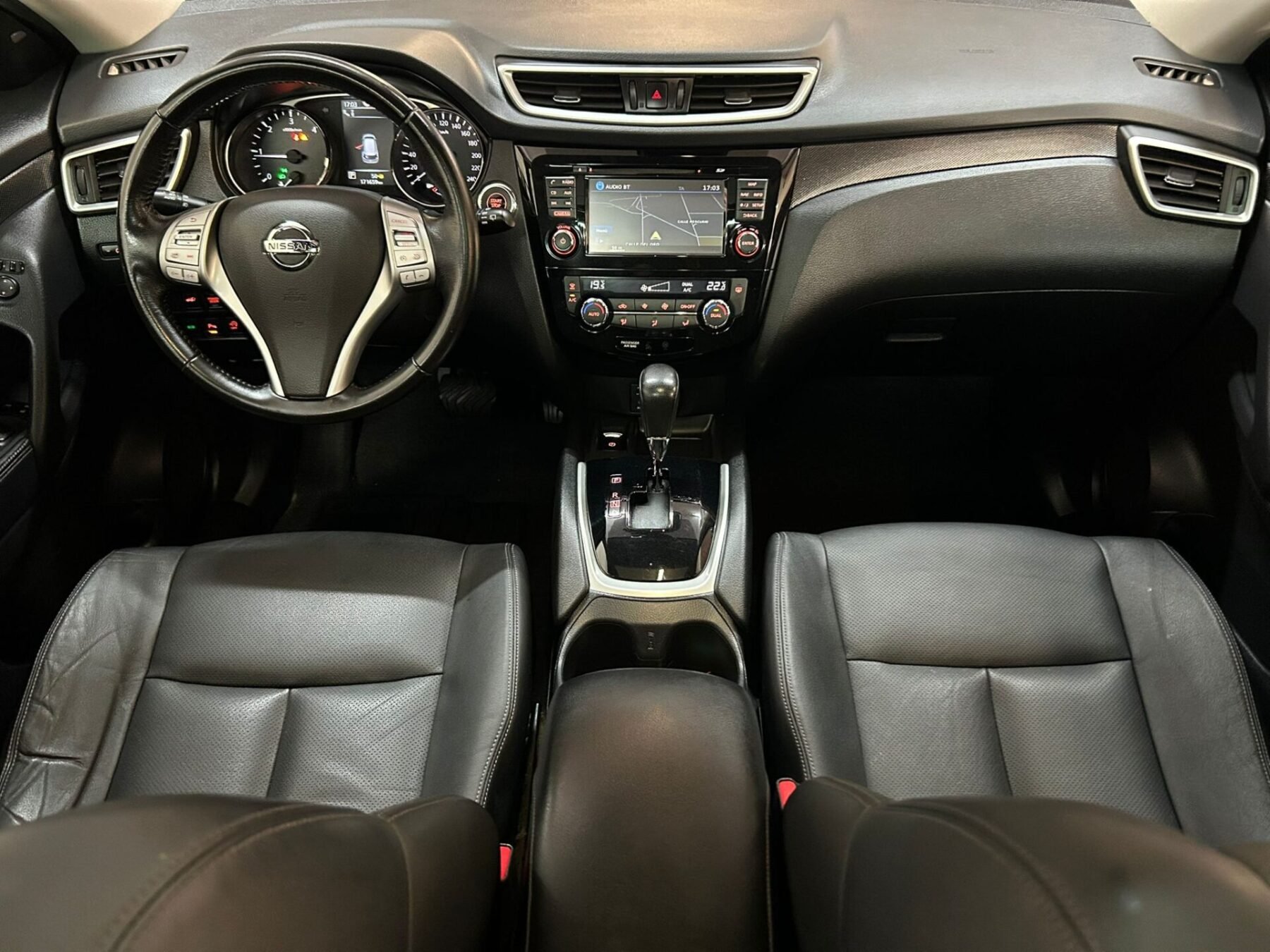 NISSAN X-TRAIL 2.0 TEKNA 4X4