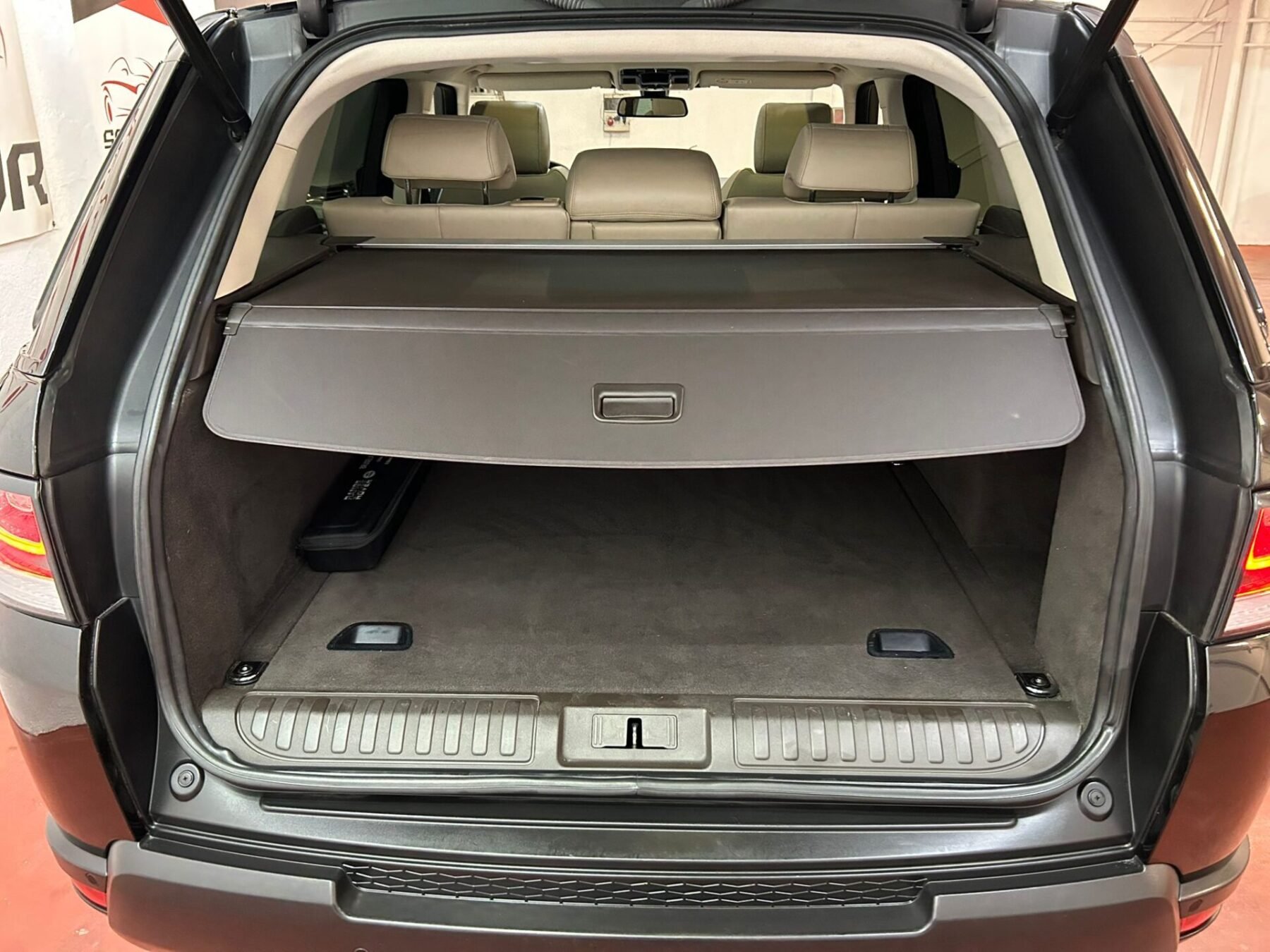 LAND-ROVER Range Rover Sport 3.0 SDV6 HSE