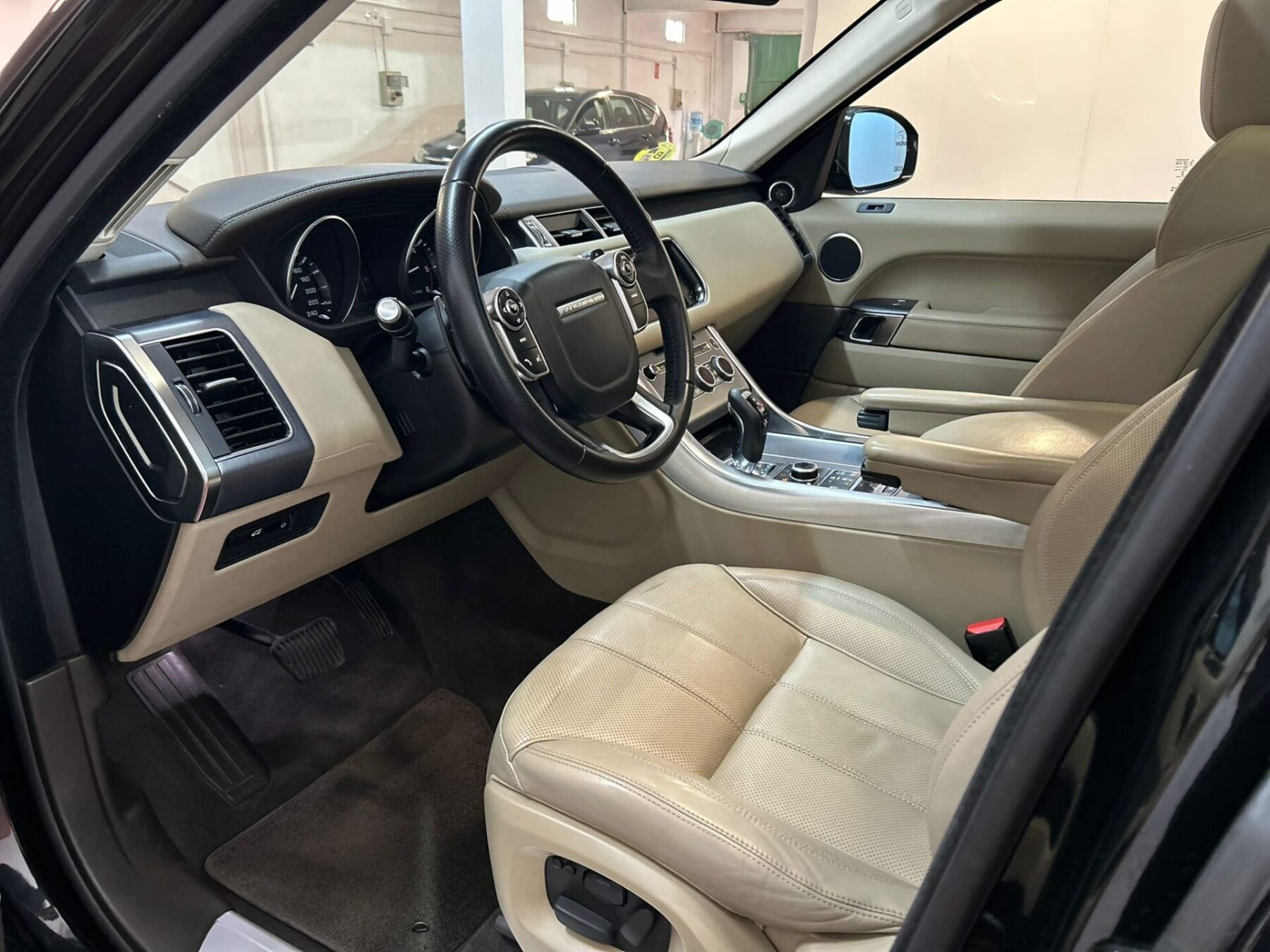 LAND-ROVER Range Rover Sport 3.0 SDV6 HSE