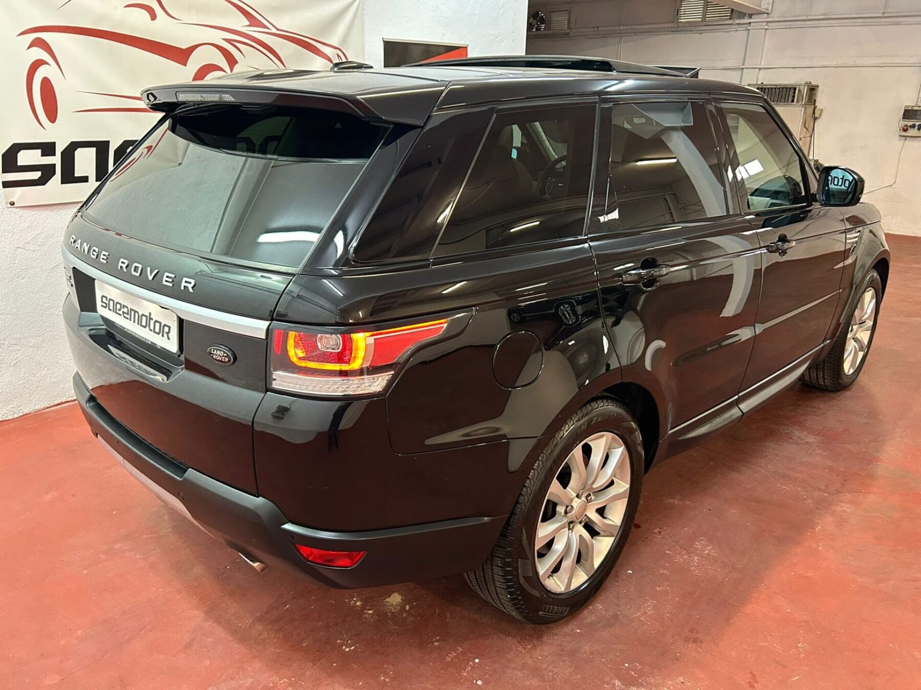 LAND-ROVER Range Rover Sport 3.0 SDV6 HSE