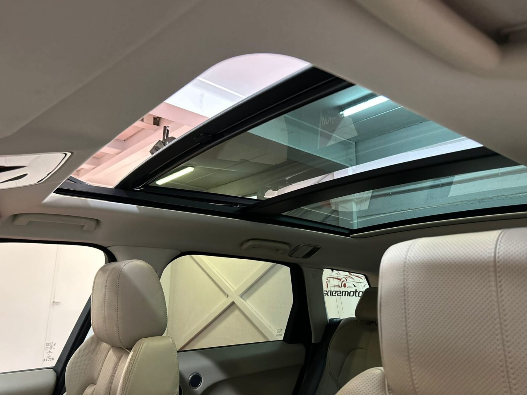 LAND-ROVER Range Rover Sport 3.0 SDV6 HSE