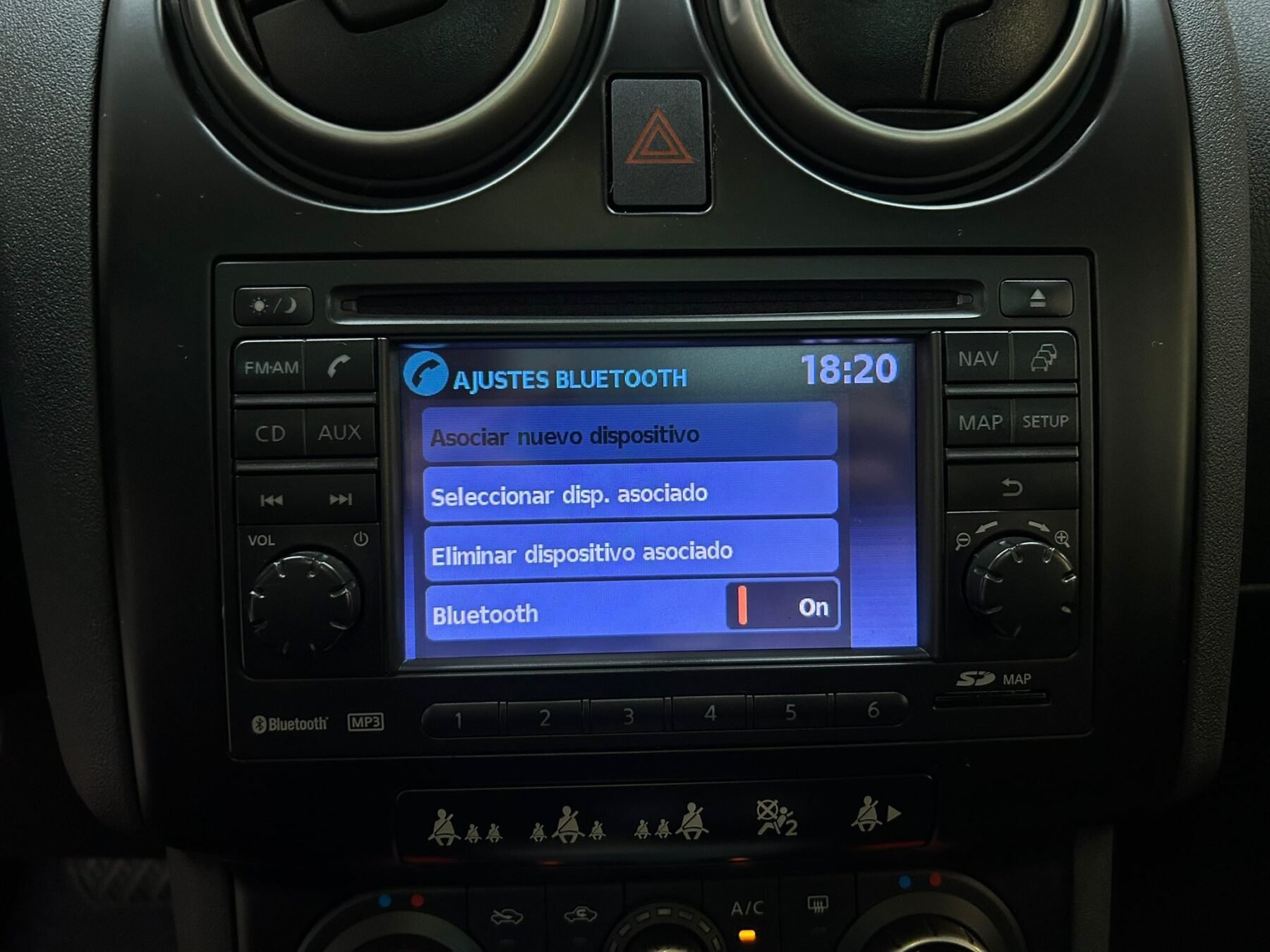 NISSAN QASHQAI 2.0 TEKNA PREMIUM 4X4