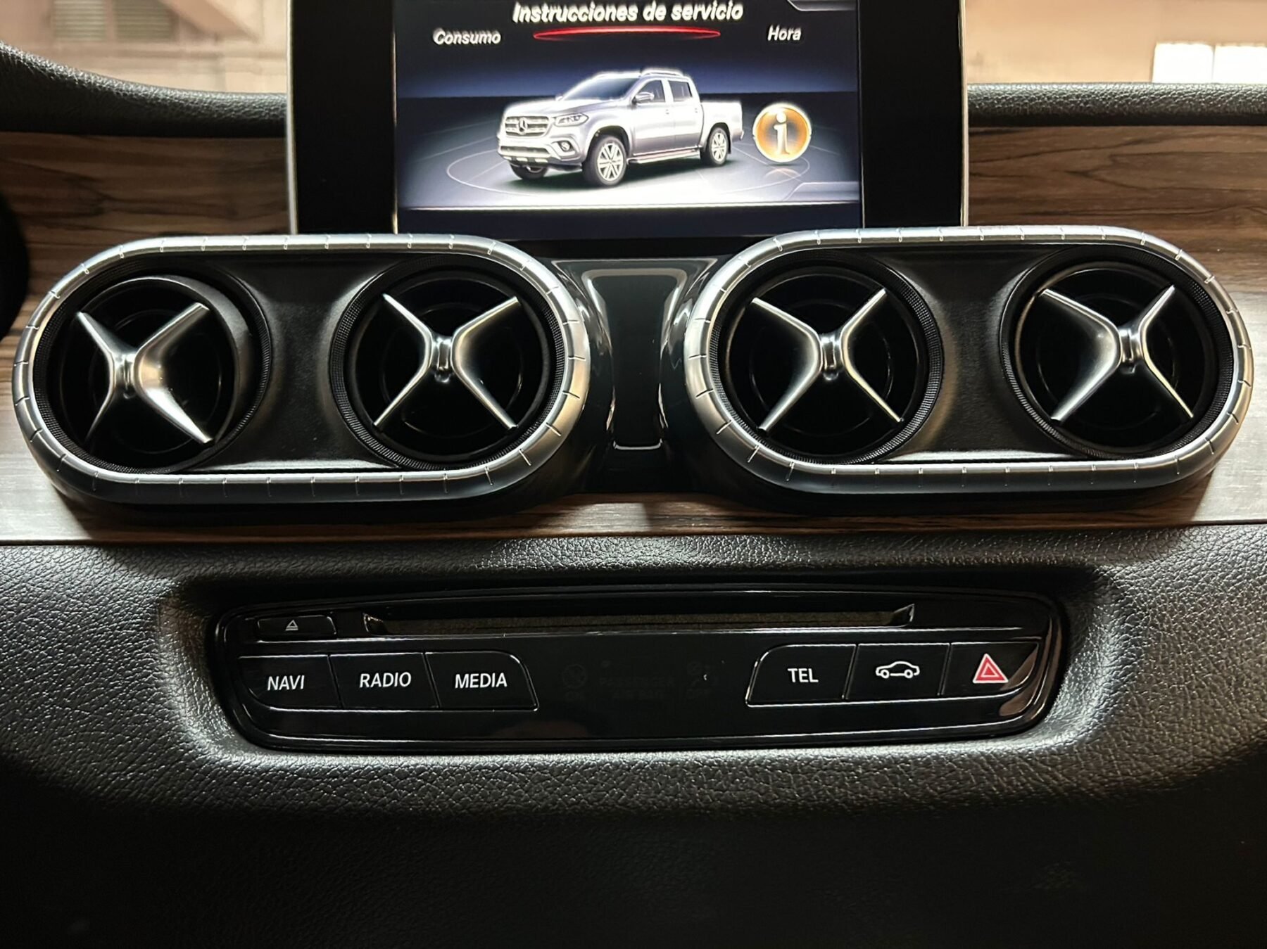 MERCEDES-BENZ x 25d POWER