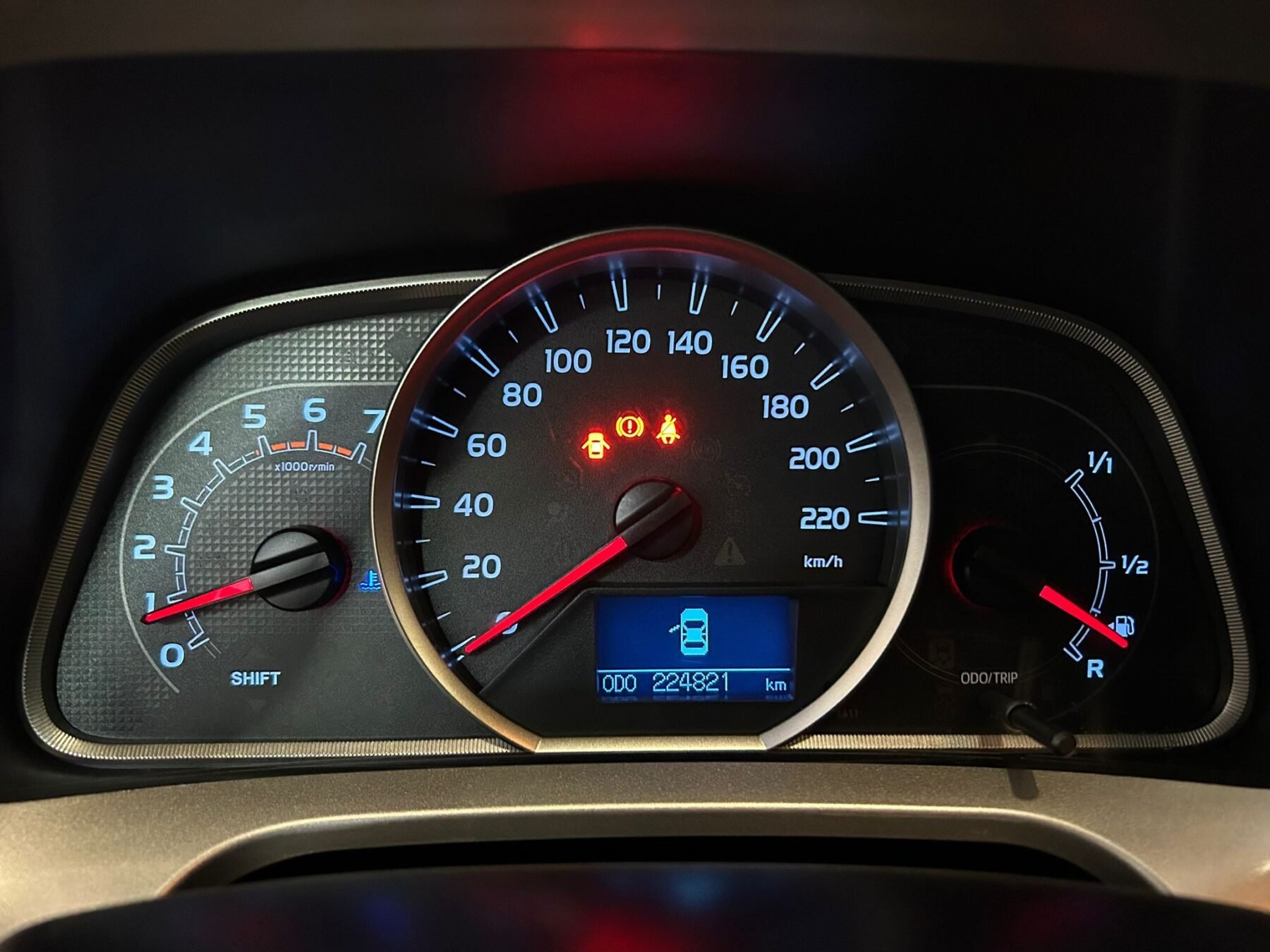 TOYOTA RAV 4 120D ADVANCE