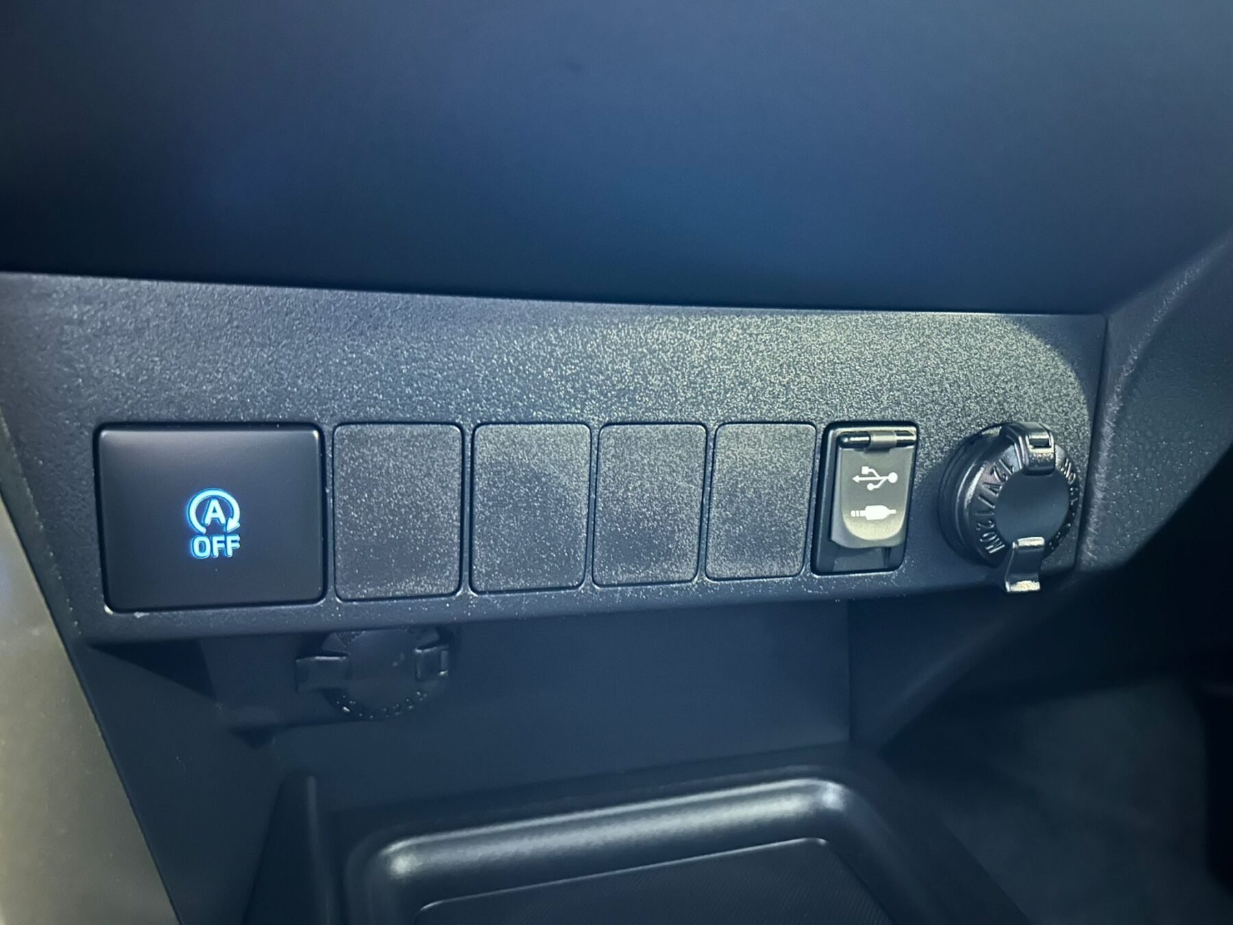 TOYOTA RAV 4 120D ADVANCE