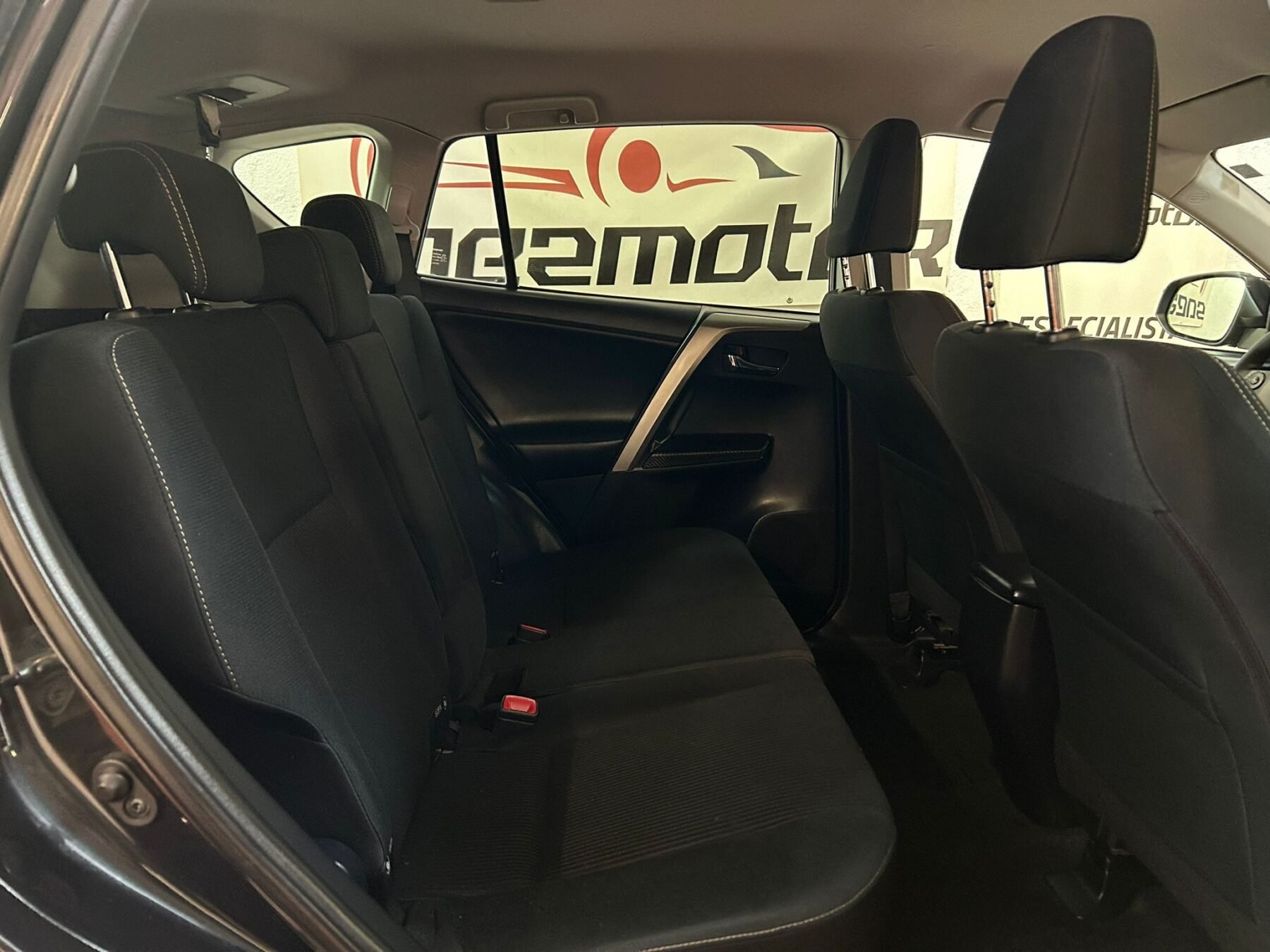 TOYOTA RAV 4 120D ADVANCE