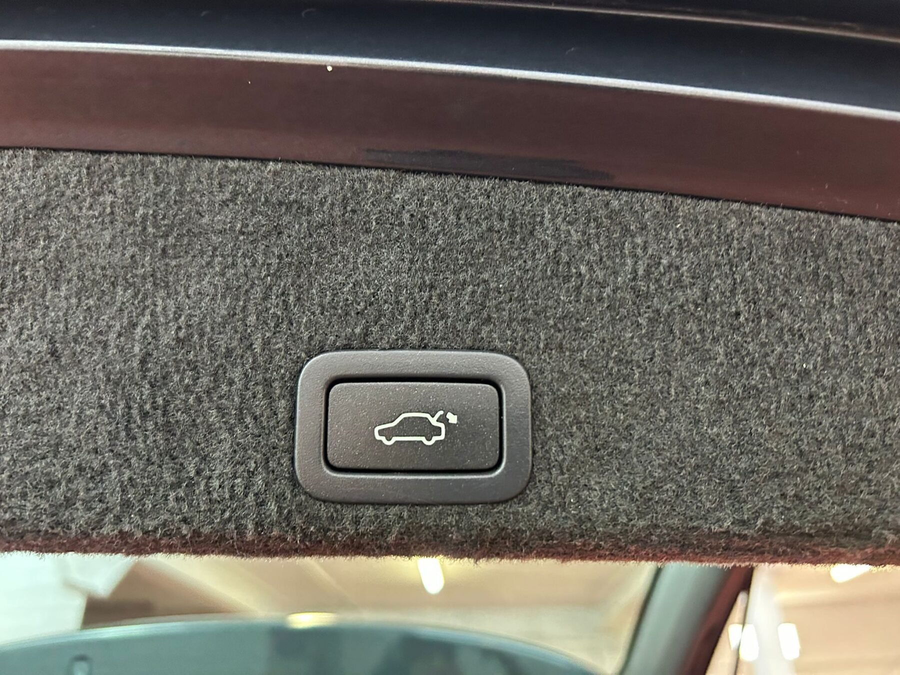 VOLVO XC60 2.4 D5 MOMENTUM 4WD