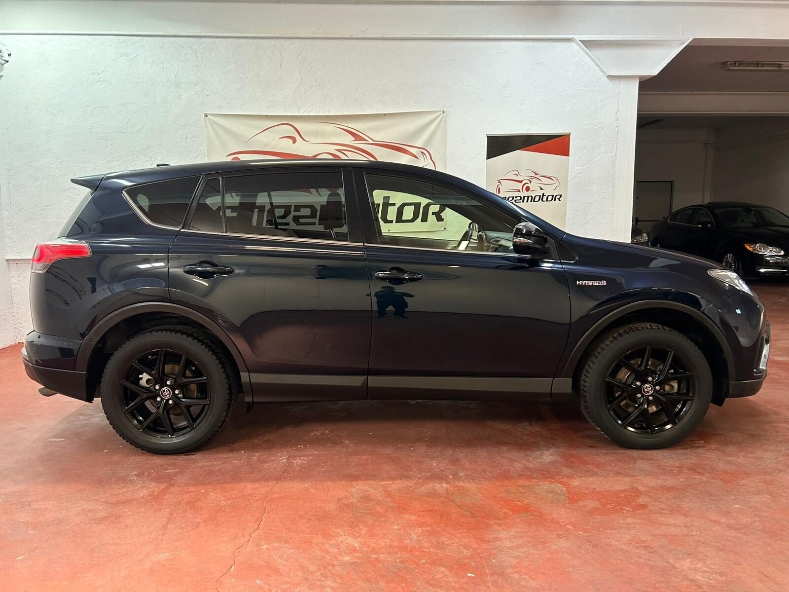 TOYOTA RAV 4 2.5 Hybrid Executive
