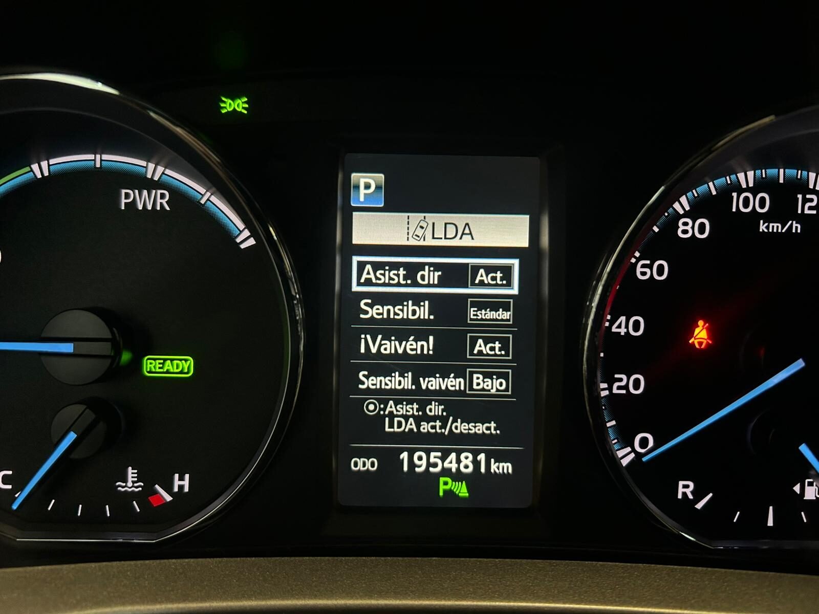 TOYOTA RAV 4 2.5 Hybrid Executive