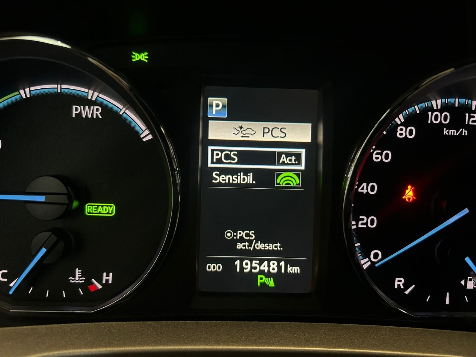 TOYOTA RAV 4 2.5 Hybrid Executive