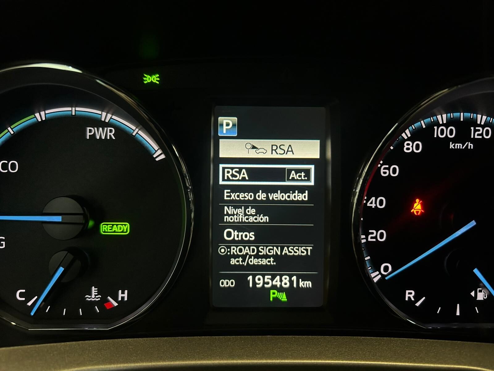 TOYOTA RAV 4 2.5 Hybrid Executive